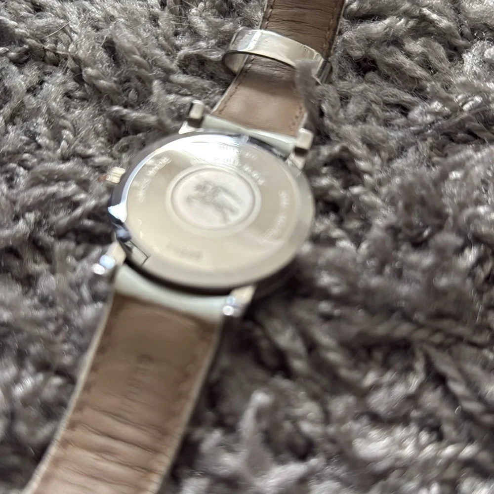 Burberry BU1380 Swiss Made 50M/165 Feet Watch Wristwatch